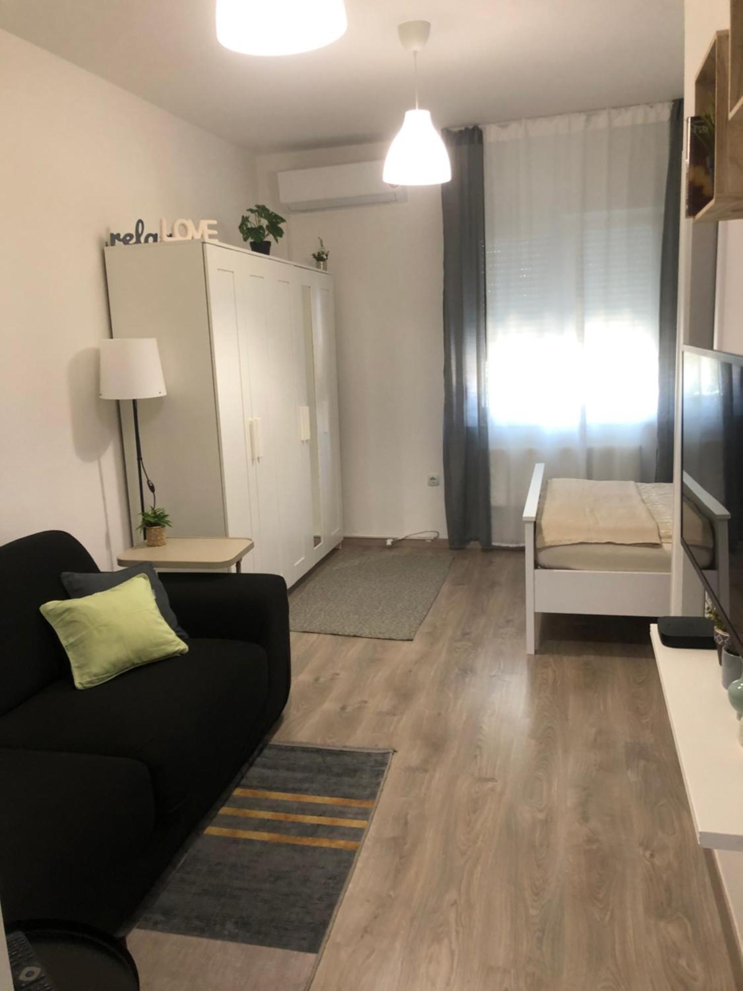 Studio Stipe- With Free Parking, Self Check-In 0-24 Zagreb Exterior photo